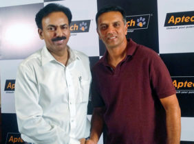 With Rahul Dravid – Arena’s Global Brand Ambassador.